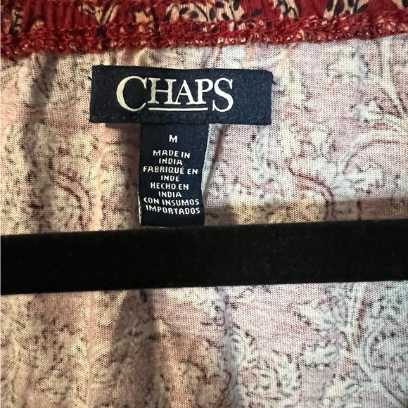 🆕 A pretty top by Chaps in size medium - Picture 4 of 7
